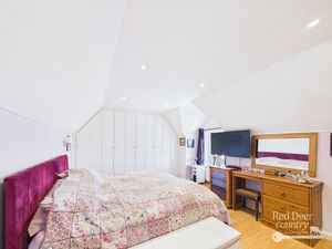 Bedroom 1- click for photo gallery